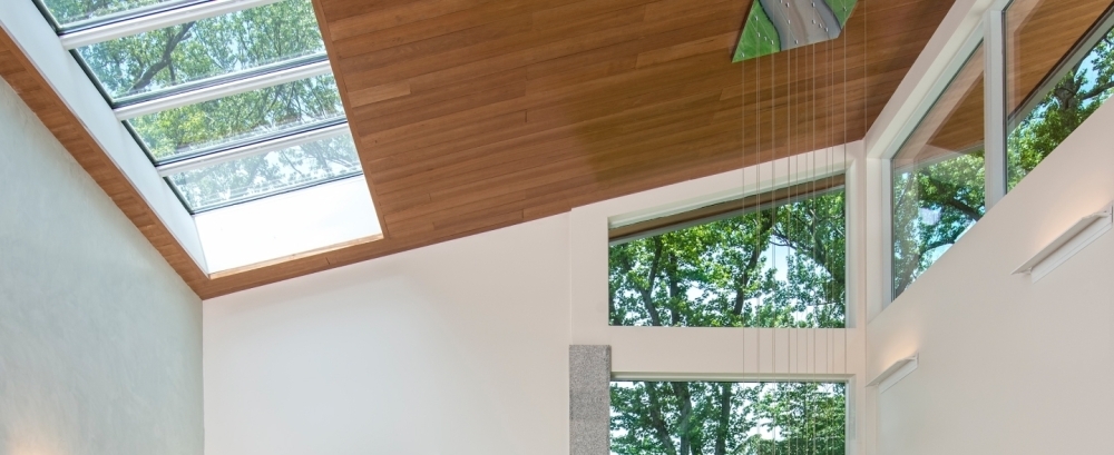 Influencer Emily Henderson Portland 5489 Skylights Shades Bedroom 0524 5910x4007 1 3
