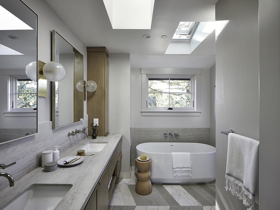 Bathroom Main Viewfeat