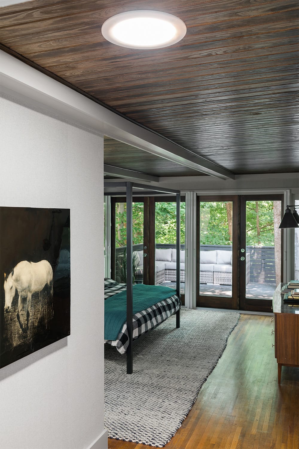 Sun Tunnel bedroom horse art