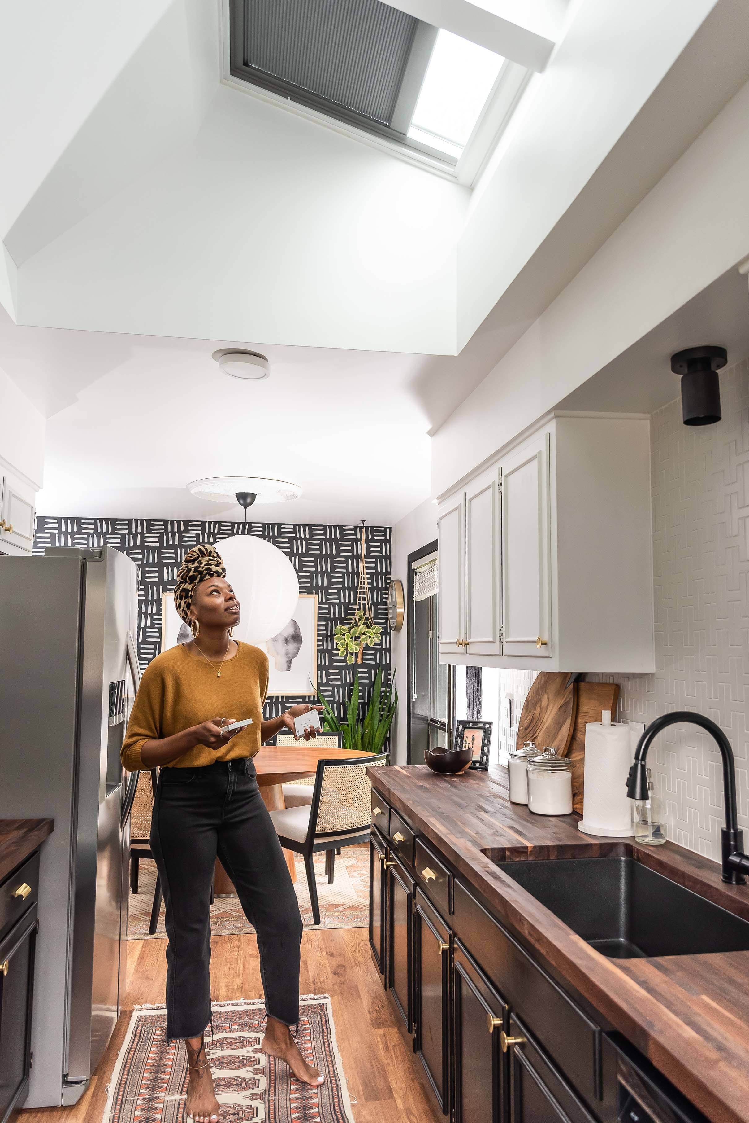 Carmeon Hamilton kitchen skylights remote control