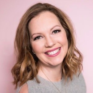 Headshot of Laura Tusken